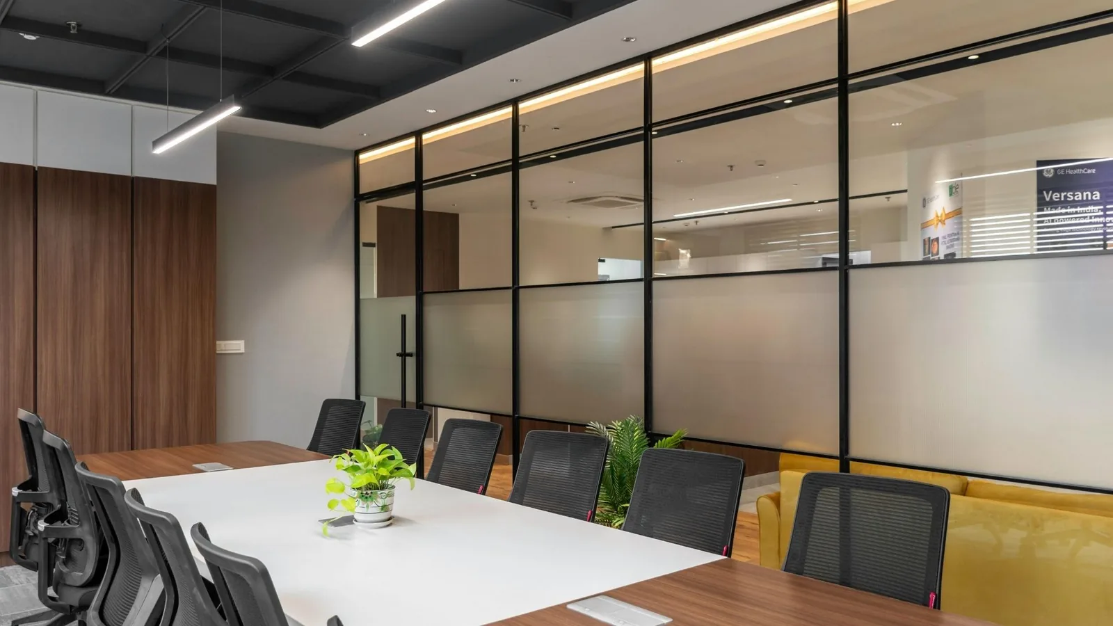 Commercial office conference room cleaning service